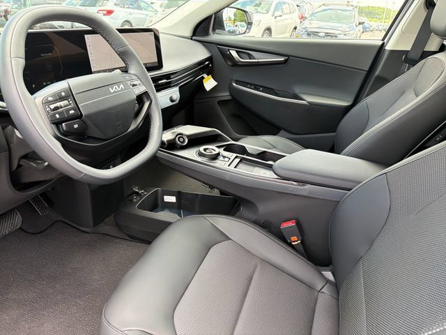 New 2026 Kia EV6 Light RWD image 18