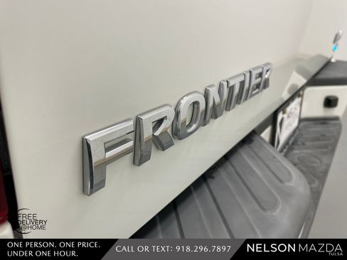 Used 2019 Nissan Frontier PRO-4X w/ Pro-4x Luxury Package image 10