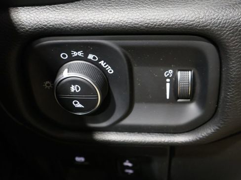 Used 2025 RAM 1500 Big Horn image 30