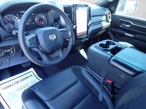 Used 2025 RAM 1500 Laramie AWD/4WD image 9