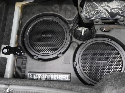 Used 2023 Dodge Challenger SRT Hellcat RWD image 30