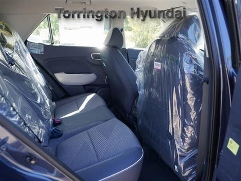 New 2025 Hyundai Venue Limited image 11