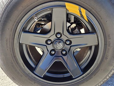 Used 2011 Jeep Wrangler Sport w/ Black Appearance Group image 19