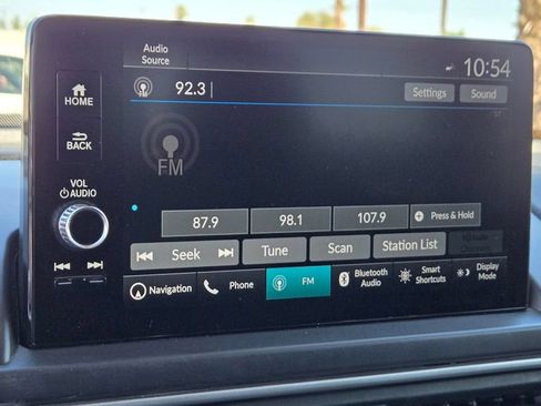 Used 2024 Honda Pilot Touring image 21