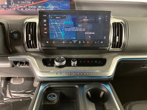 New 2026 Ford Expedition Tremor image 29