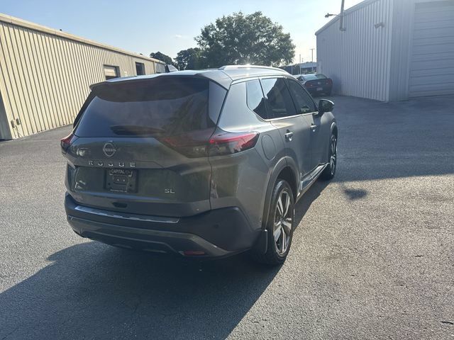 Used 2023 Nissan Rogue SL w/ SL Premium Package FWD image 5