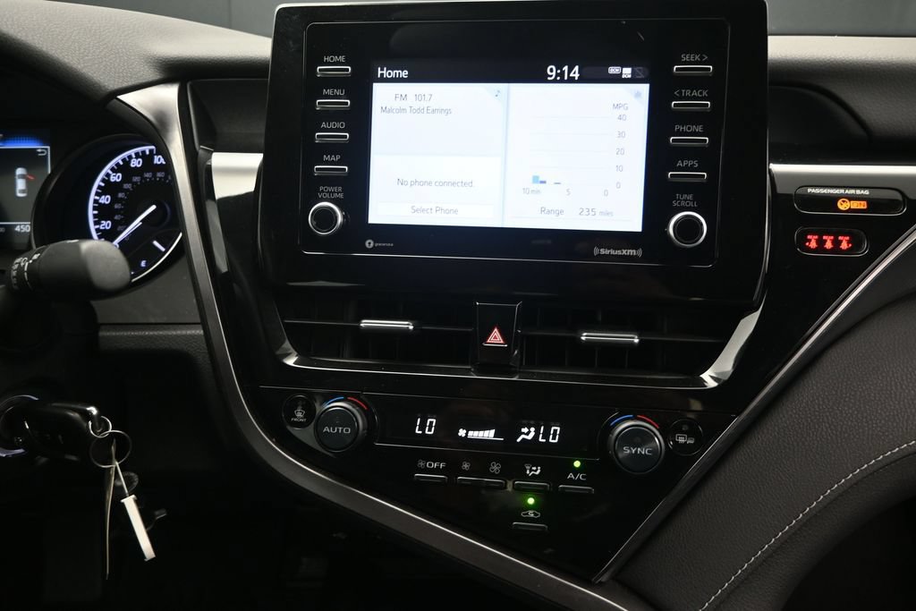 Used 2023 Toyota Camry SE FWD image 28