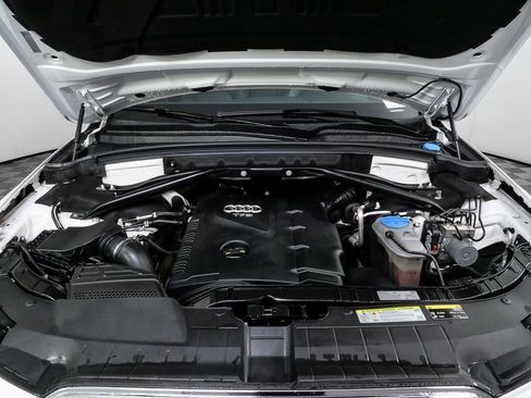 Used 2016 Audi Q5 2.0T Premium Plus w/ Technology Package image 34