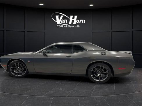 Used 2023 Dodge Challenger R/T Scat Pack RWD image 4