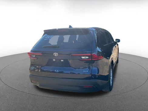 Used 2025 Toyota Grand Highlander FWD image 14