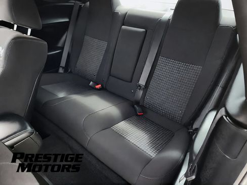 Used 2022 Dodge Challenger R/T Scat Pack RWD image 25