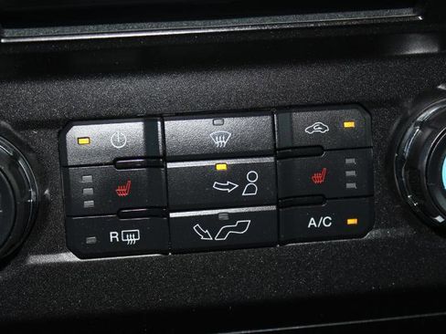 Used 2018 Ford F150 XLT w/ Equipment Group 302A Luxury image 39