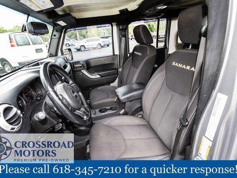 Used 2014 Jeep Wrangler Unlimited Sahara w/ Connectivity Group AWD/4WD image 19