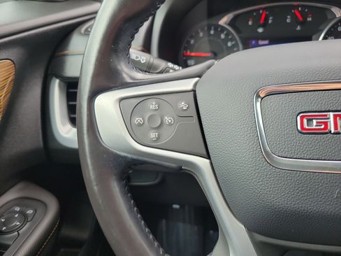 Used 2020 GMC Terrain SLE FWD image 18