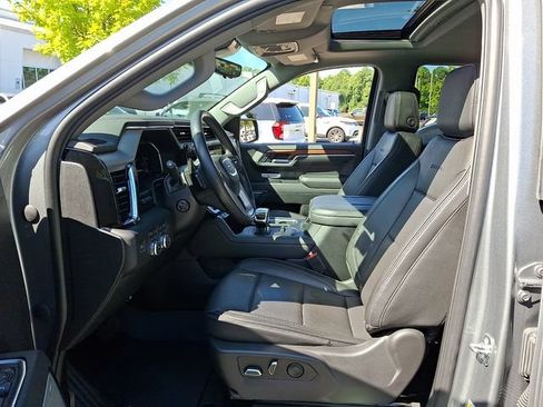 Used 2023 GMC Sierra 1500 Denali w/ Denali Reserve Package AWD/4WD image 13