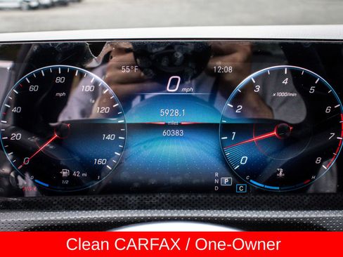 Used 2022 Mercedes-Benz CLA 250 4MATIC image 17
