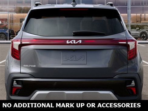New 2026 Kia Seltos EX image 13