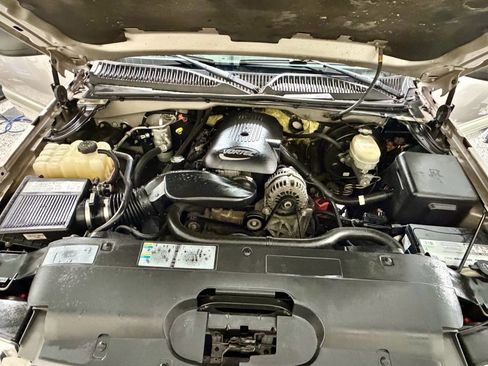 Used 2005 Chevrolet Silverado 1500 w/ Light Duty Power Package image 8