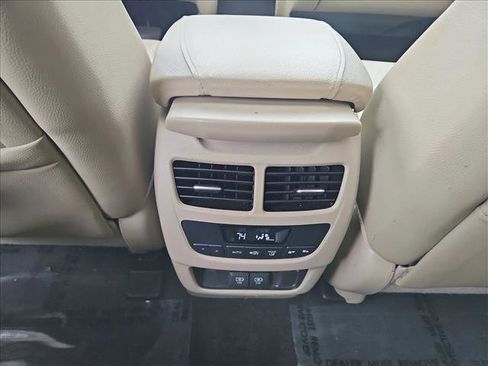 Used 2018 Acura MDX SH-AWD image 26