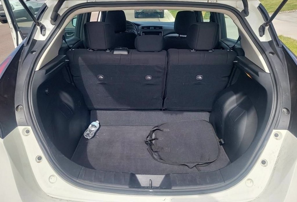 Used 2025 Nissan Leaf S FWD image 13
