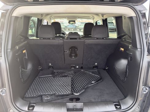 Used 2016 Jeep Renegade Latitude image 34