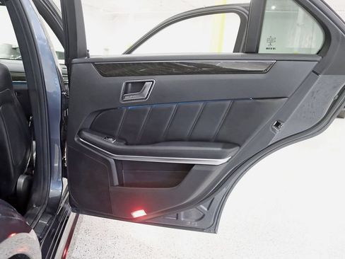 Used 2014 Mercedes-Benz E 63 AMG 4MATIC Sedan image 36