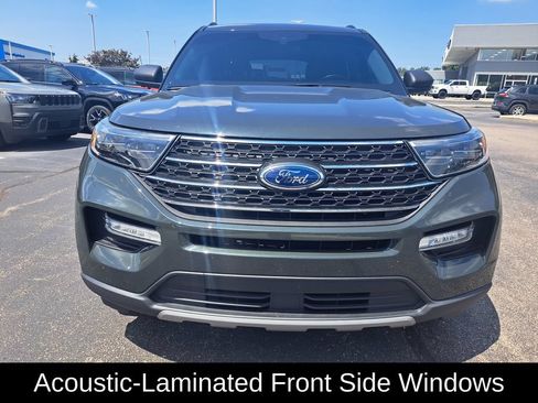 Used 2022 Ford Explorer XLT w/ Equipment Group 202A AWD/4WD image 8