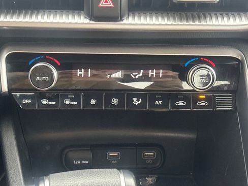 Used 2023 Kia K5 GT-Line image 13