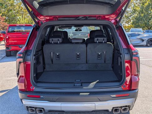 New 2026 Chevrolet Traverse Z71 image 11