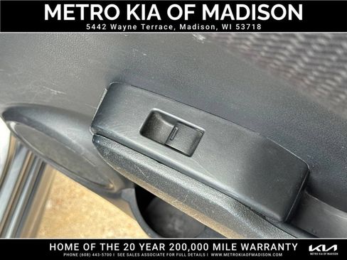 Used 2013 Honda Fit Sport image 36