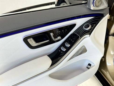 Used 2025 Mercedes-Benz Maybach S 680 4MATIC image 13