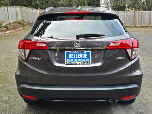 Used 2019 Honda HR-V EX image 4
