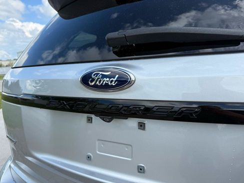 Used 2014 Ford Explorer Sport AWD/4WD image 8