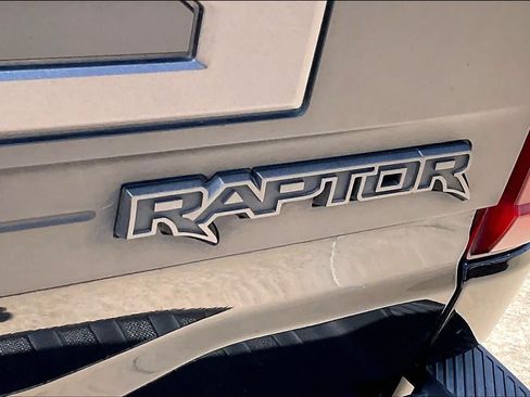 Used 2023 Ford F150 Raptor w/ Raptor Carbon Fiber Package AWD/4WD image 9