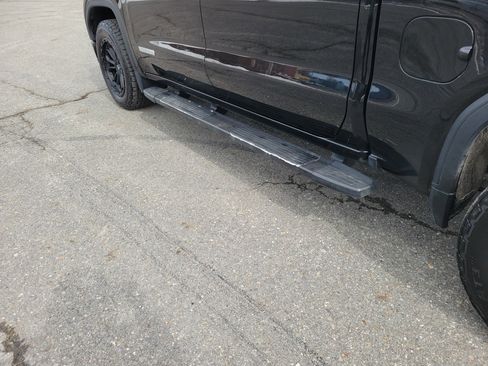 Used 2022 GMC Sierra 1500 Elevation image 31