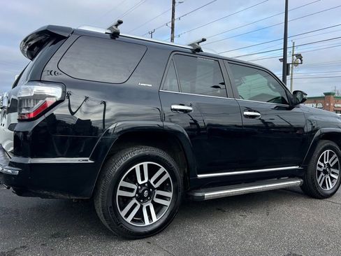 Used 2018 Toyota 4Runner Limited image 15
