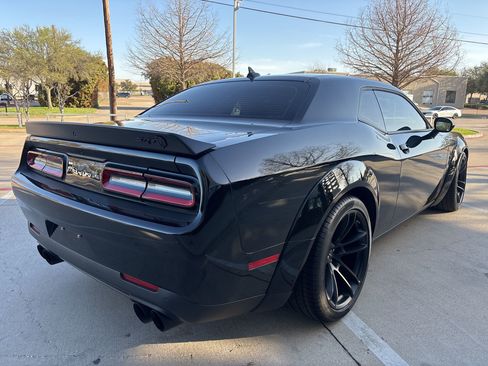 Used 2023 Dodge Challenger SRT Hellcat image 8