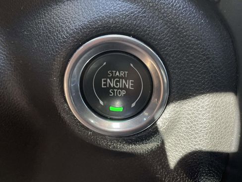 Used 2020 Chevrolet Silverado 1500 High Country w/ Technology Package image 21