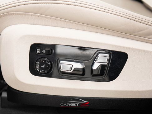 Used 2021 BMW X7 xDrive40i w/ M Sport Package image 43