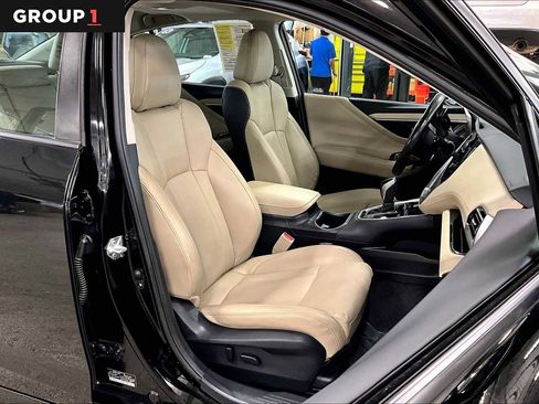 Used 2023 Subaru Legacy Limited image 8