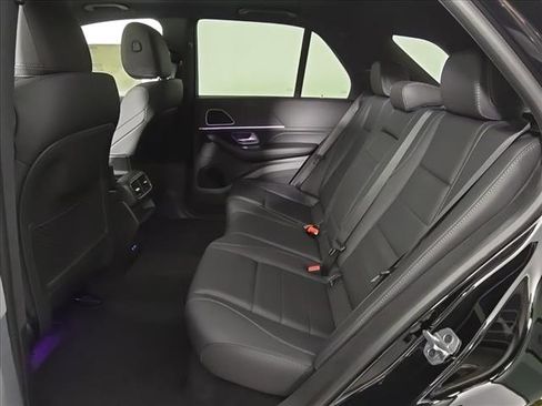 Used 2025 Mercedes-Benz GLE 350 4MATIC image 9