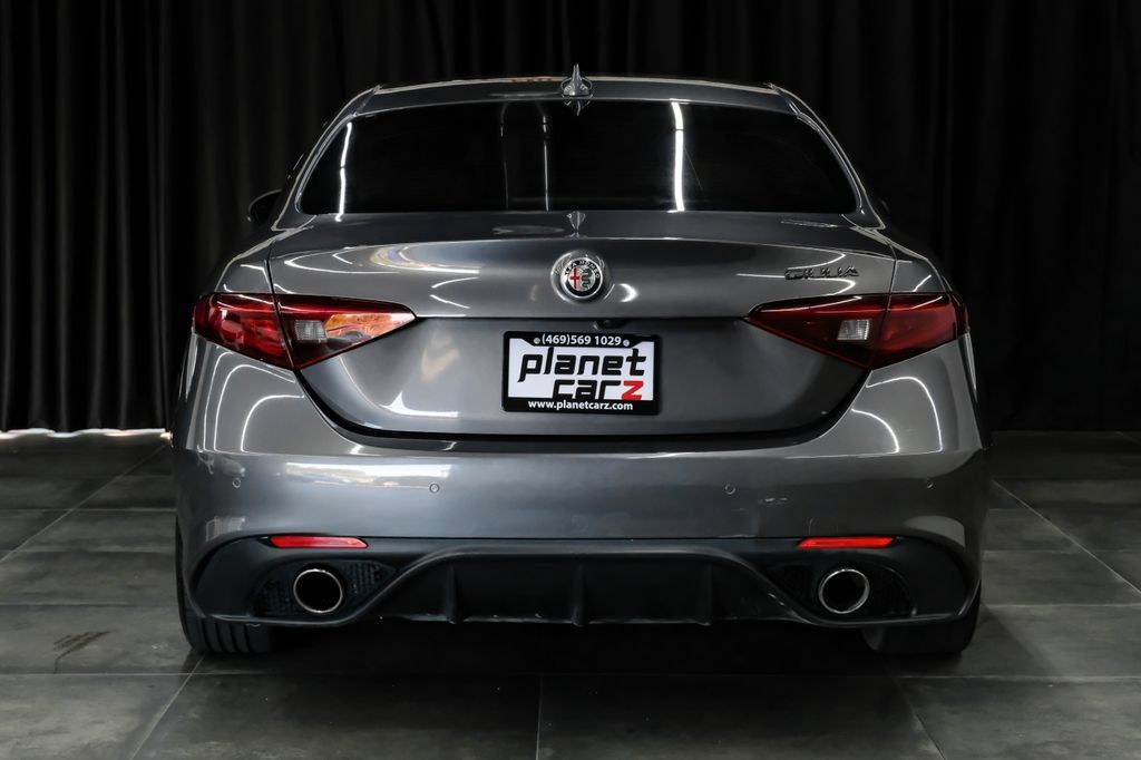 Used 2021 Alfa Romeo Giulia Sprint w/ Nero Edizione RWD image 10