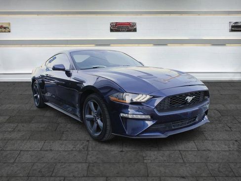 Used 2019 Ford Mustang Coupe RWD image 1