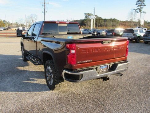 Used 2024 Chevrolet Silverado 2500 LT image 7