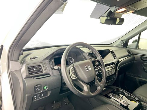 Used 2023 Honda Passport Elite image 10