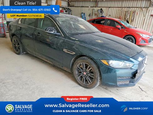 Used 2017 Jaguar XE Premium RWD image 5