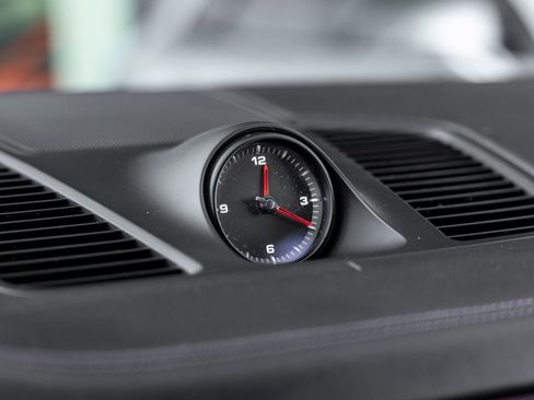 Certified 2022 Porsche Cayenne image 32