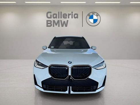 Used 2026 BMW X3 xDrive30 w/ Premium Package image 3