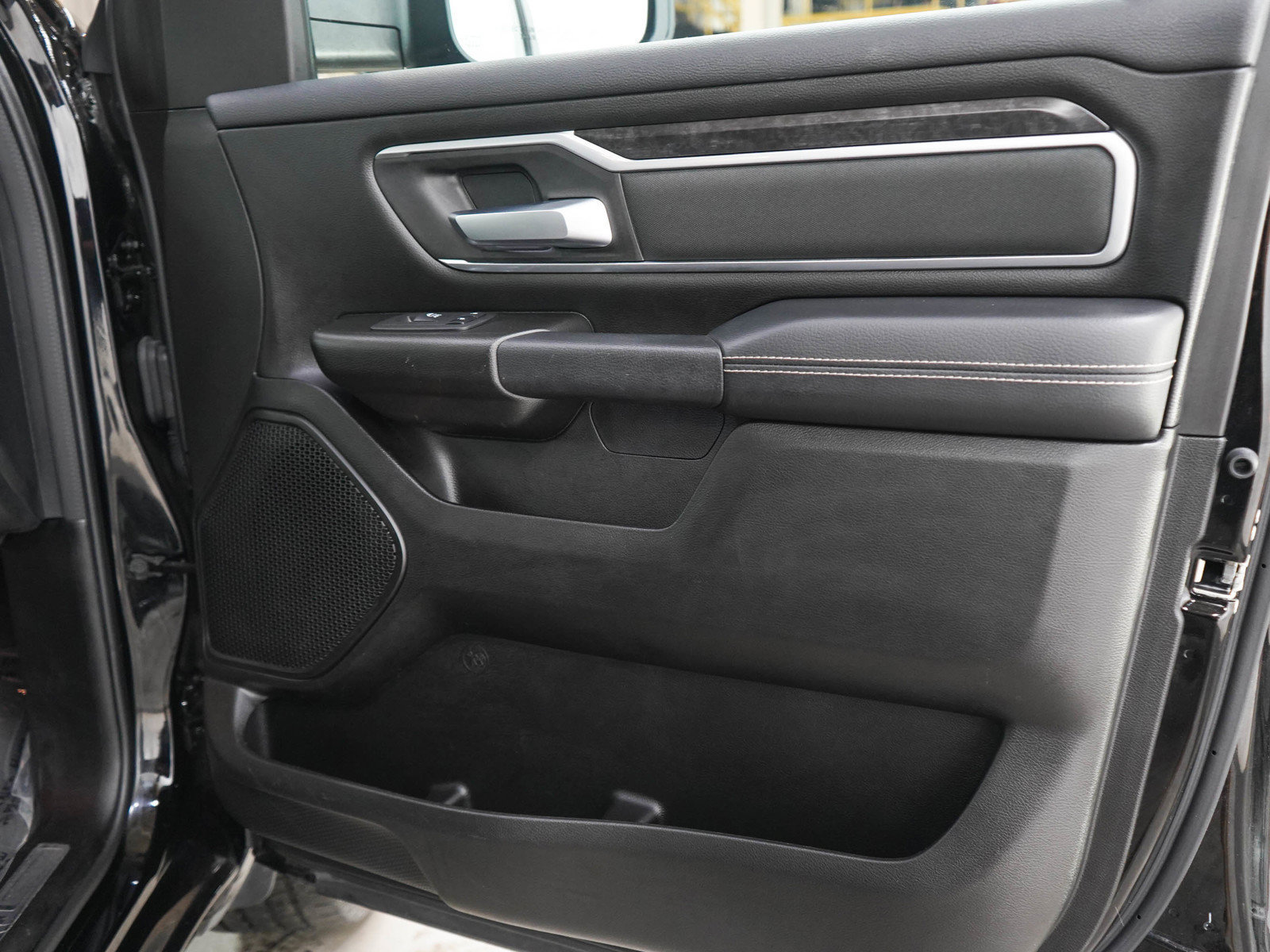 Used 2023 RAM 1500 Big Horn AWD/4WD image 11