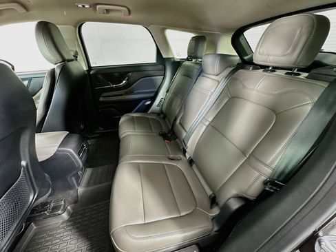 Used 2023 Lincoln Corsair FWD image 24